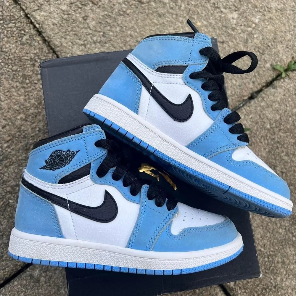 unc 1s - Picture 1 of 5